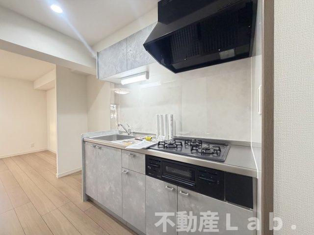 キッチン　※同型タイプのお写真です。