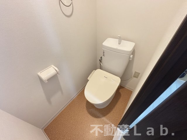 トイレ　※同型タイプのお写真です。