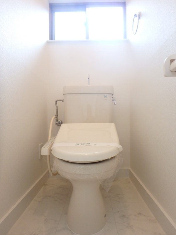 トイレ　図面と現状に相違がある場合には現状を優先