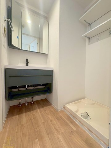 洗面設備　セレニテ東梅田アリエ