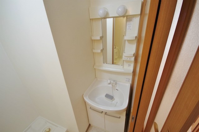 洗面設備　※同物件の別室写真になります。