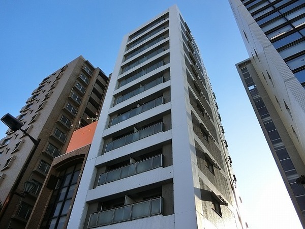 建物外観　エレベーター、宅配ＢＯＸあり！