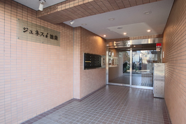 エントランス　エントランス