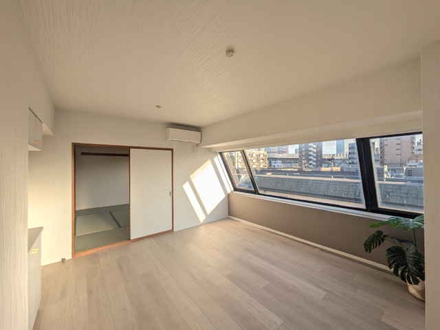 居室・リビング　ＬＤＫ１２．７帖