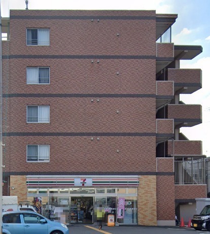 コンビニ　セブンイレブン 茨木西田中町店（コンビニ）まで124m