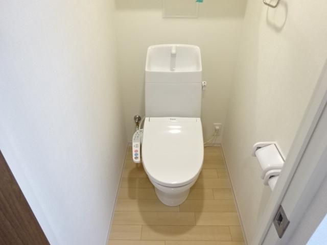 トイレ　シャワー付トイレ（イメージ）