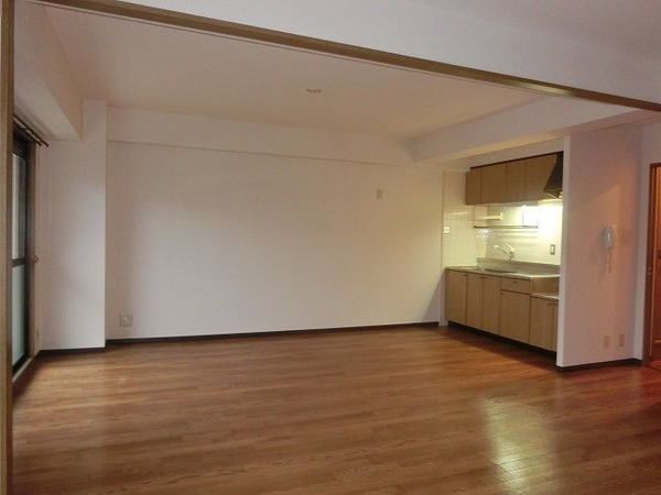 居室・リビング　広々リビング！