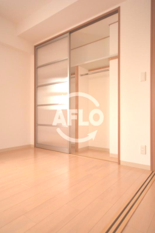 収納　レインボーコート谷町五　クローゼット