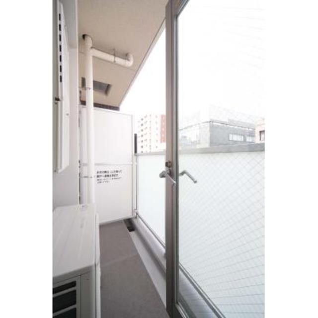 バルコニー　写真は同タイプ住居です。