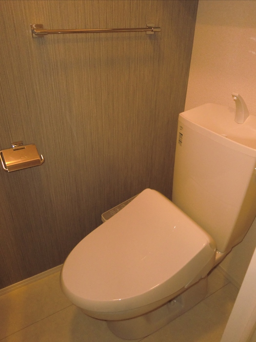 トイレ　ゆったりとした空間のトイレです