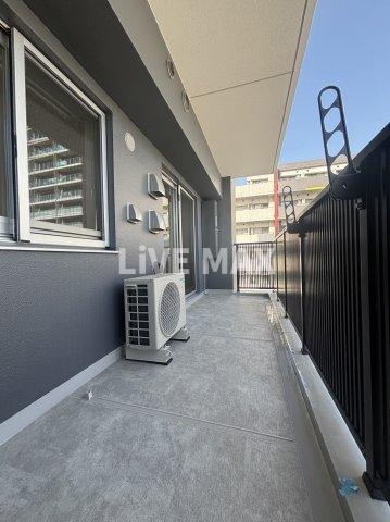 バルコニー　同間取り別部屋参考。