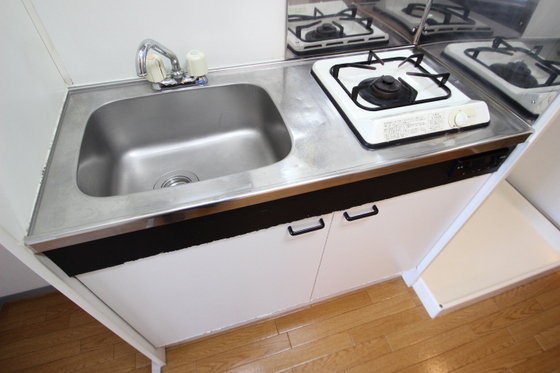 キッチン　※別部屋の写真です