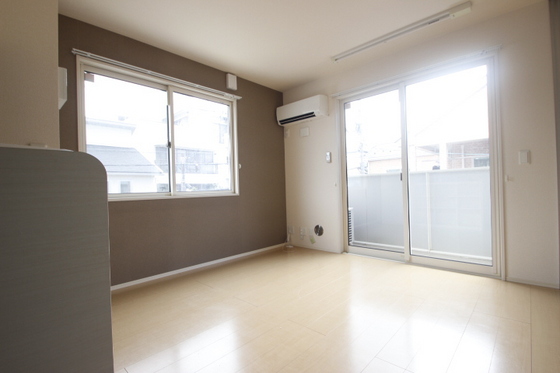 居室・リビング　※別部屋の写真です