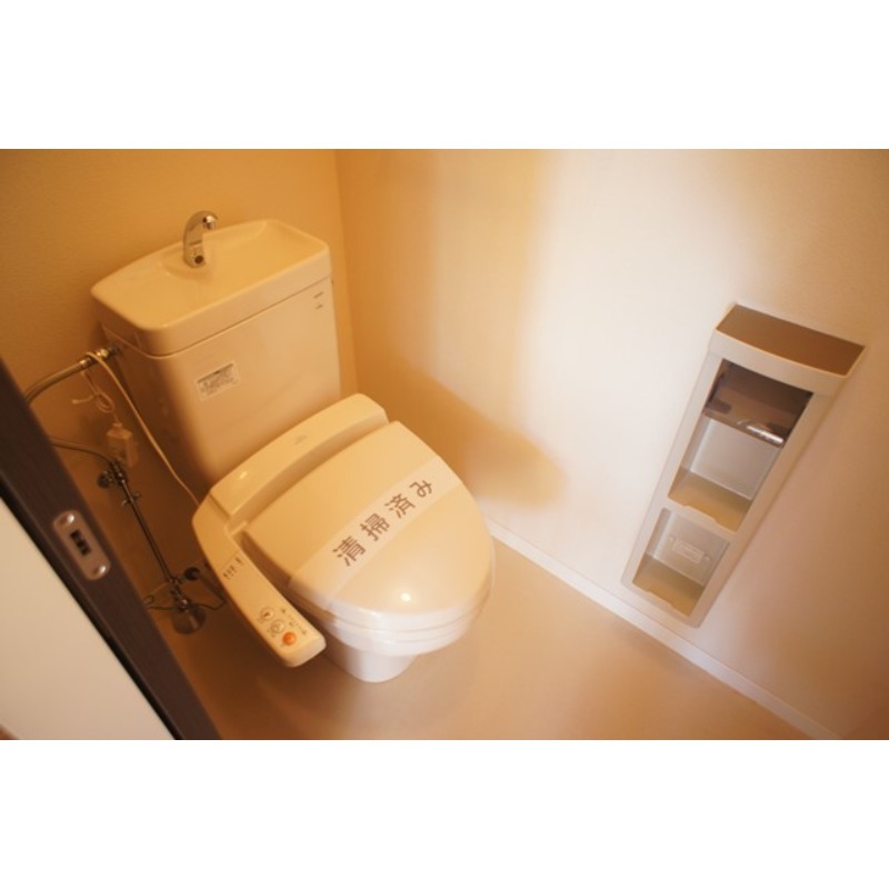 トイレ　図面と現状に相違がある場合には現状を優先