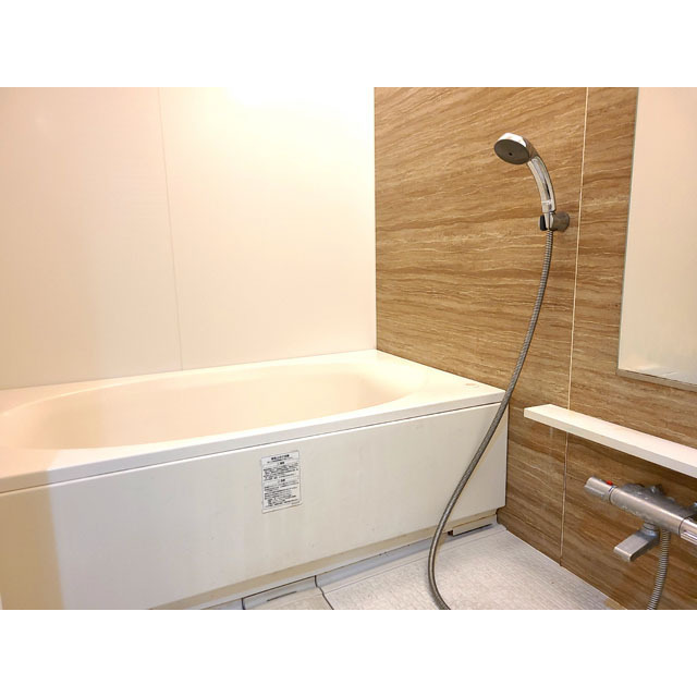 バス・シャワールーム　バス