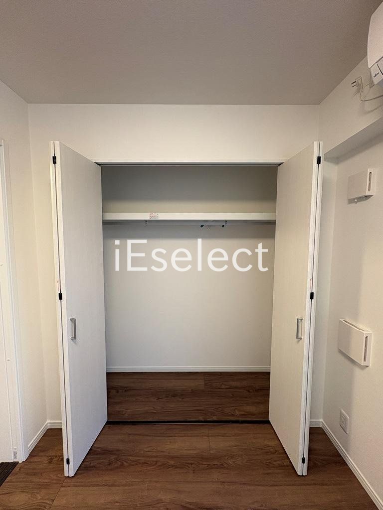 収納　洋服もかけられるクローゼット♪