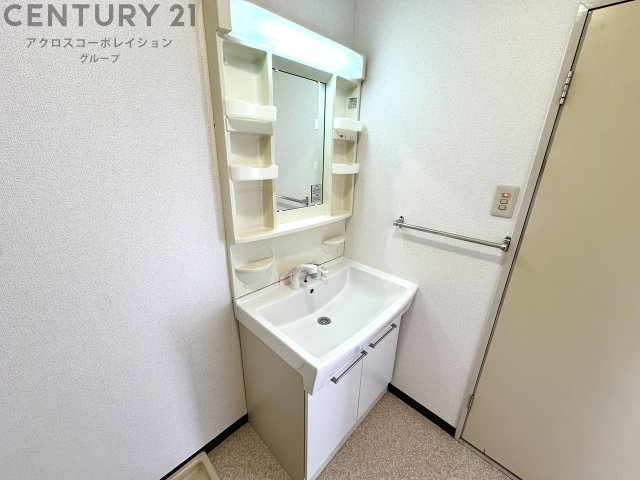 洗面設備　洗髪洗面化粧台付き♪