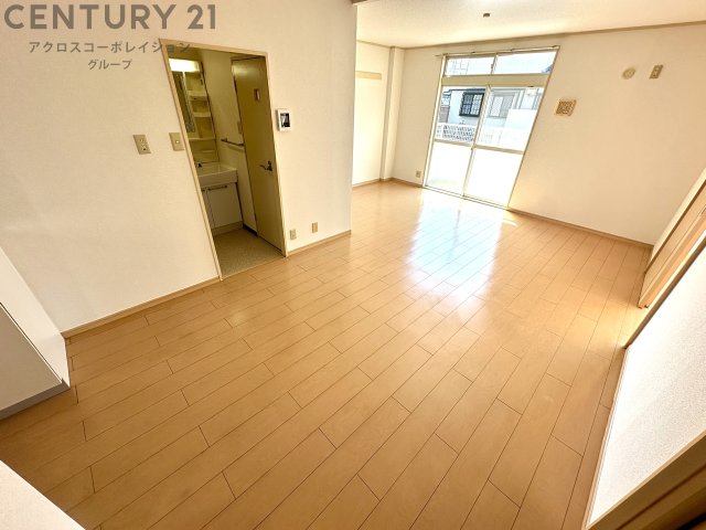 居室・リビング　エアコン付きで初期費用を抑えられます♪