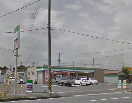 コンビニ　セブンイレブン（コンビニ）まで608m