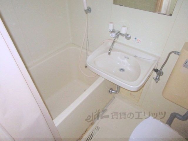 バス・シャワールーム　ユニットバス