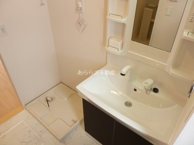 洗面設備　洗髪洗面化粧台