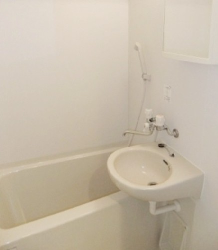 バス・シャワールーム　バスルーム