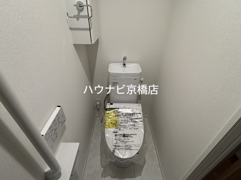 ＪＲおおさか東線 城北公園通駅 徒歩12分 1階建 築2年のトイレ写真