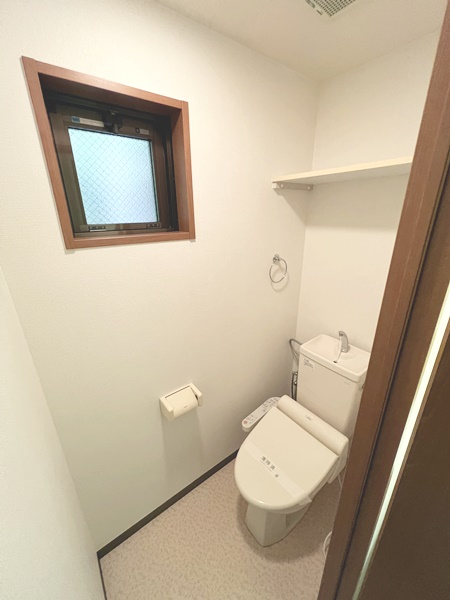 トイレ　清潔感のあるトイレです