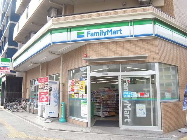 コンビニ　ファミリーマート熱田金山南店（コンビニ）まで417m