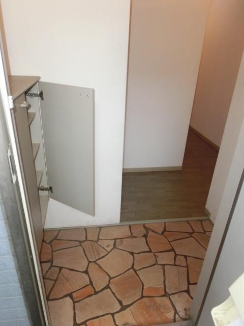 玄関　別部屋参照　現状優先