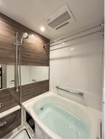 バス・シャワールーム　バスルーム