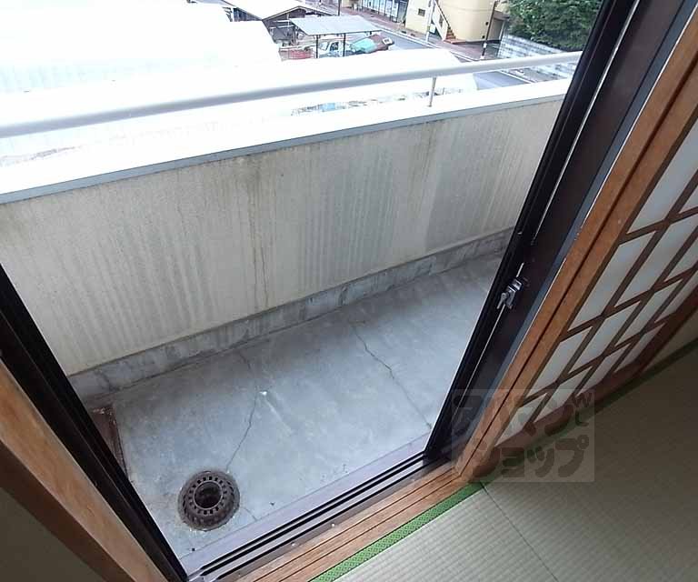 バルコニー　ベランダ