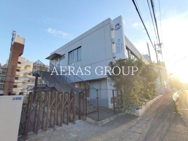 幼稚園・保育園　ポピンズナーサリースクール百合ヶ丘（幼稚園・保育園）まで663m