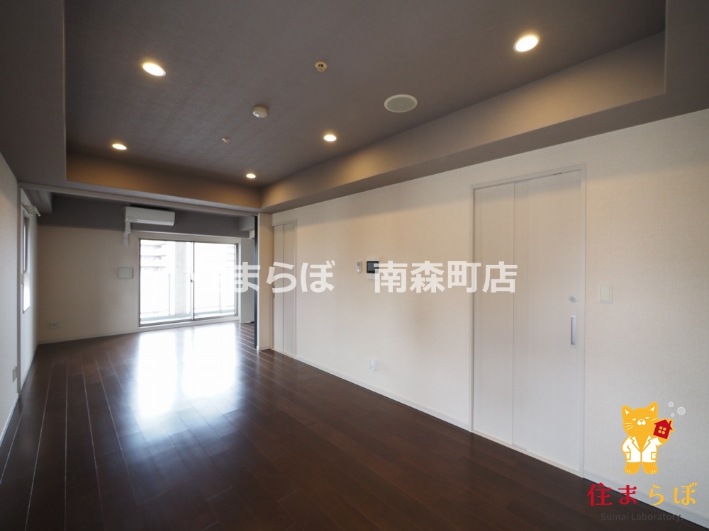 居室・リビング　「“合う暮らし”を、LINEで一緒に描こう。」