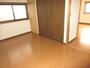 居室・リビング　室内
