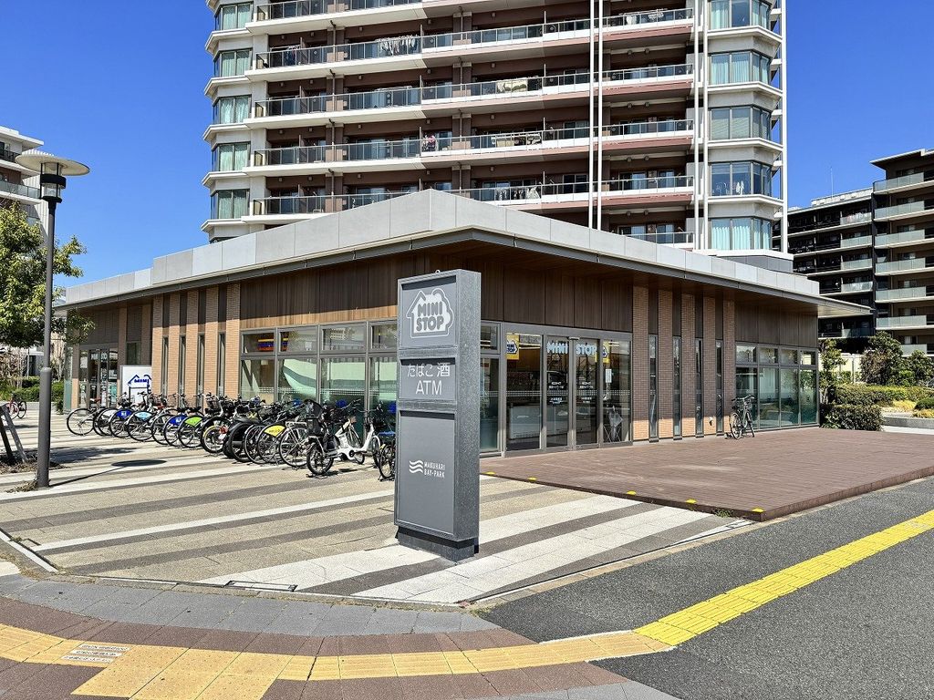 コンビニ　ミニストップ幕張ベイパーク店（コンビニ）まで76m