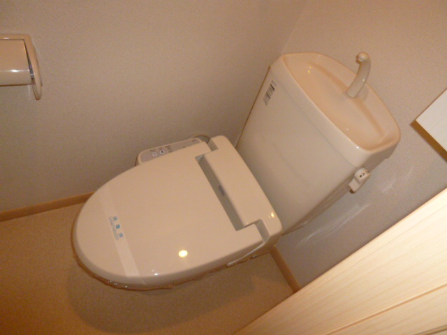 トイレ　シャワー付きトイレ
