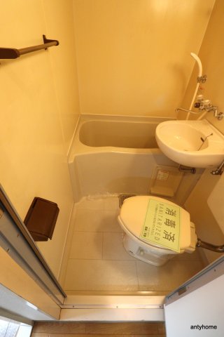 バス・シャワールーム