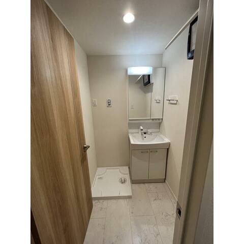 洗面設備　人気の独立洗面台♪