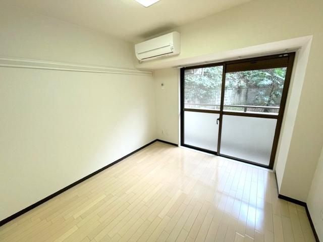 居室・リビング　シンプルなお部屋です。