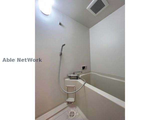 バス・シャワールーム　※同型タイプです。（103）