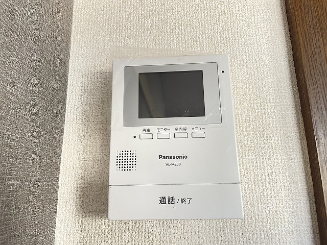 セキュリティ　急な訪問者をモニターで確認出来る　TVドアホン