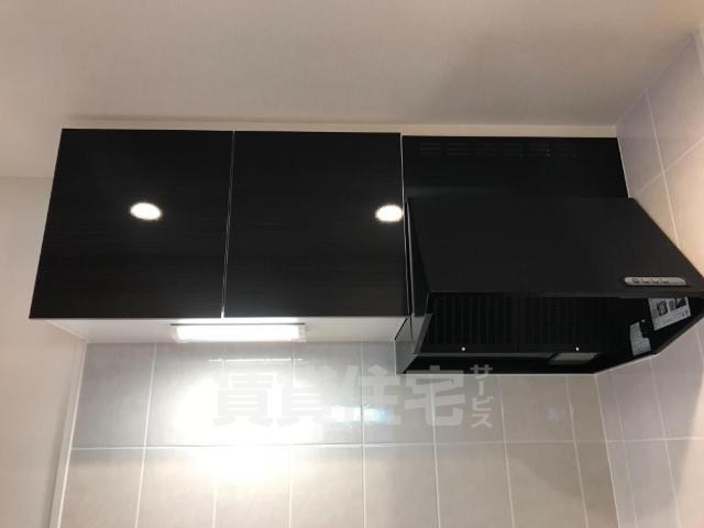 キッチン　キッチン上部収納（イメージ）