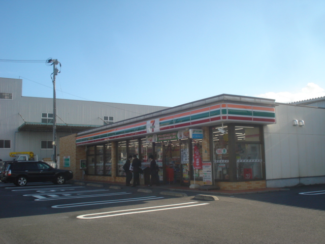 その他　セブンイレブン八幡御開3丁目店（その他）まで720m