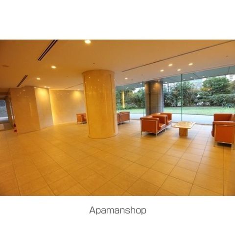 ロビー　ロビー