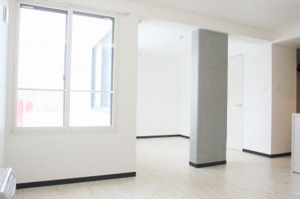 居室・リビング　白を基調にしたお部屋☆