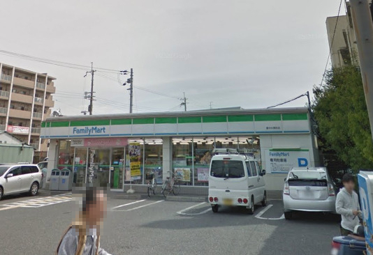 コンビニ　ファミリーマート豊中大黒町店（コンビニ）まで204m