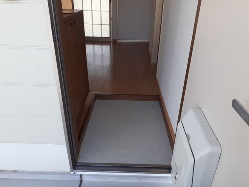 玄関　図面と現状に相違がある場合には現状を優先