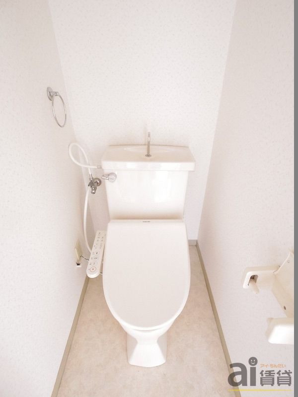 トイレ　～同仕様写真～