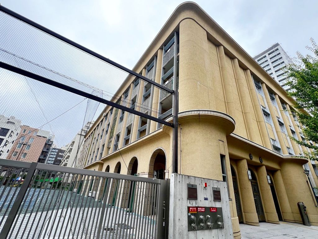 小学校　中央区　明石小学校（小学校）まで400m